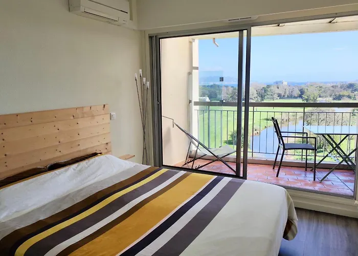 46 M Nest With Shared Pool Apartment